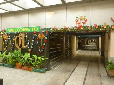 queens land hotel pasay|QUEENSLAND HOTEL .